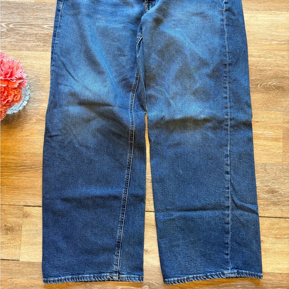 Old Navy Jeans Women 20 Blue
Wide Leg Mid Rise Baggy
Whiskering Flare Retro XXL - Picture 7 of 14